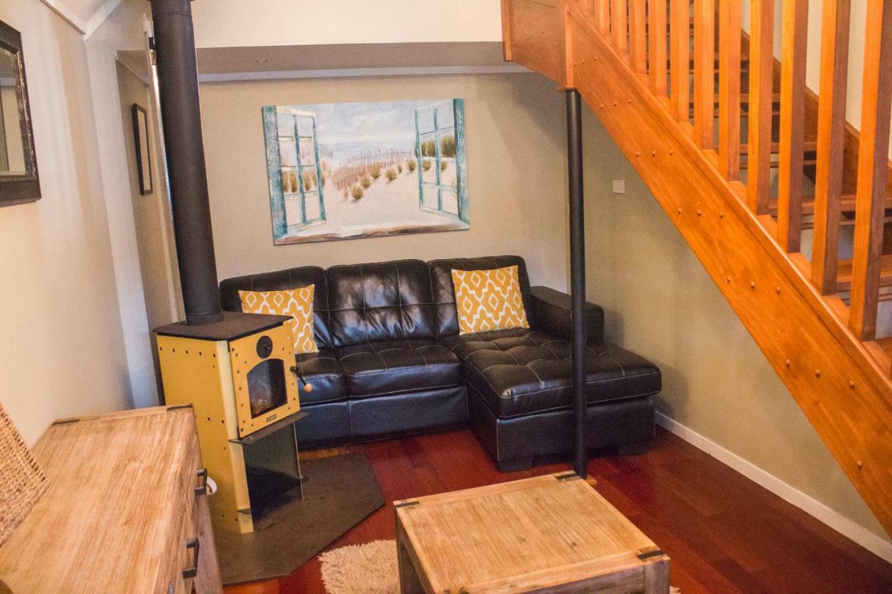 Titore Lodge Russell Bagian luar foto
